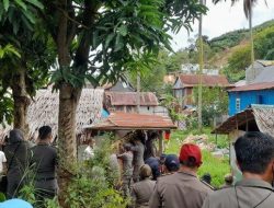 Serobot Aset Daerah, Satpol PP Mamuju Bongkar Rumah Warga