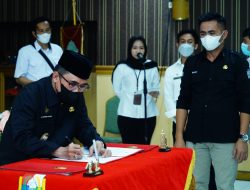 Bupati Majene Mutasi 14 Pejabat Eselon II