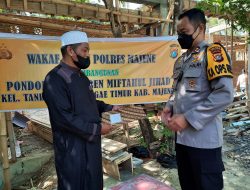 Kapolres Majene Wakafkan Ratusan Zak Semen Asrama Tahfiz Qur’an Pompes Miftahul Jihad
