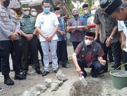Bupati dan Wabup Majene Hadiri Peletakan Batu Pertama Pembangunan Masjid Nurul Ilmi