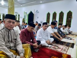 Kapolres Dampingi Bupati Safari Ramadhan di Masjid Miftahul Hikmah