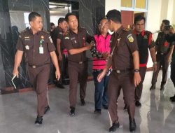Kejati Sulbar Tahan Mantan Rektor dan Wakil Rektor II Unsulbar