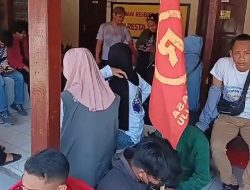Massa AMPERA Mamuju Dampingi Tiga Koordinator Diperiksa Polisi