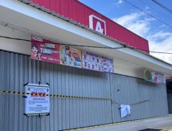 Satpol PP Polman Tutup Paksa Toko Swalayan di Pekkabata